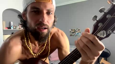 Snapshot of roberto_gray chatting on May 2026 06:55:01 AM roberto gray online show from May 2026 06:55:01 AM