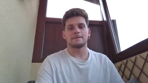 Snapshot of roberto_twink1 chatting on January 2025 02:08:01 PM Roberto online show from January 2025 02:08:01 PM