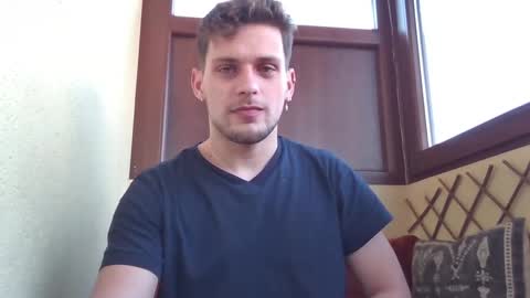 Snapshot of roberto_twink1 chatting on February 2025 07:28:01 AM Roberto online show from February 2025 07:28:01 AM