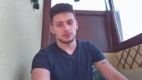 Roberto online show from December 2025 05:50:02 AM