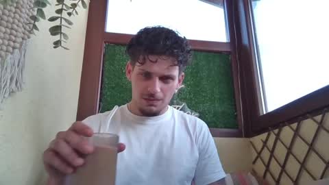 Snapshot of roberto_twink1 chatting on May 2026 09:28:02 AM Roberto online show from May 2026 09:28:02 AM
