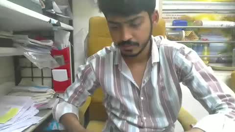 Snapshot of robertsalia220 chatting on February 2025 10:50:02 AM Robertsalia online show from February 2025 10:50:02 AM