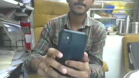 Snapshot of robertsalia220 chatting on March 2025 01:07:01 PM Robertsalia online show from March 2025 01:07:01 PM