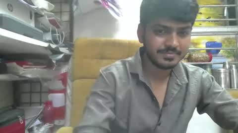 Snapshot of robertsalia220 chatting on June 2026 01:35:02 PM Robertsalia online show from June 2026 01:35:02 PM