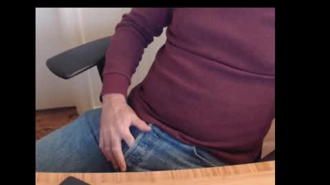 Snapshot of robidan6923 chatting on December 2024 03:00:01 PM robidan6923 online show from December 2024 03:00:01 PM