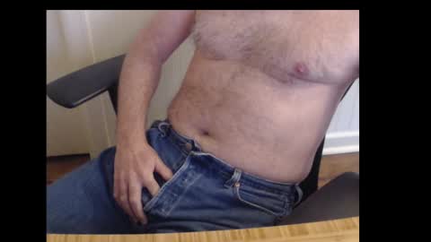 Snapshot of robidan6923 chatting on January 2025 02:08:02 PM robidan6923 online show from January 2025 02:08:02 PM