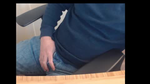 Snapshot of robidan6923 chatting on February 2025 04:00:01 PM robidan6923 online show from February 2025 04:00:01 PM