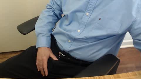 robidan6923 online show from May 2026 10:16:02 PM