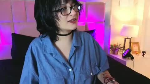 Snapshot of robinbennett chatting on June 2026 12:31:02 PM robin D online show from June 2026 12:31:02 PM