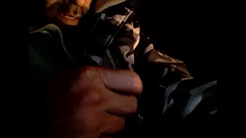 R online show from February 2025 02:40:02 AM