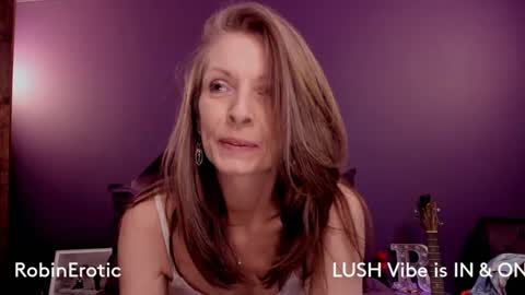 Snapshot of robinerotic chatting on March 2025 04:36:02 AM RobinErotic online show from March 2025 04:36:02 AM
