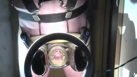 Robodickmilker online show from February 2026 03:43:01 AM