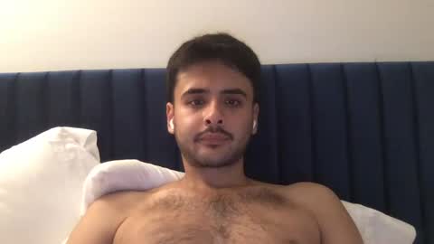 Snapshot of robthefalcon17 chatting on September 2025 02:16:01 AM robthefalcon17 online show from September 2025 02:16:01 AM