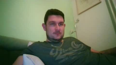 Robin online show from October 2025 09:01:01 PM