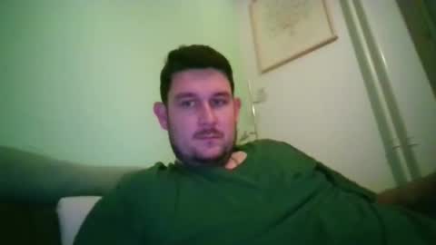 Robin online show from November 2025 09:58:01 PM