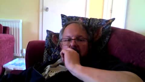 Snapshot of robxx32 chatting on May 2026 03:06:02 PM robxx32 online show from May 2026 03:06:02 PM