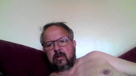 Snapshot of robxx32 chatting on May 2026 03:29:01 PM robxx32 online show from May 2026 03:29:01 PM