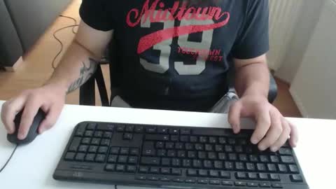 Snapshot of robzombi chatting on September 2025 04:40:02 PM Rockbart online show from September 2025 04:40:02 PM
