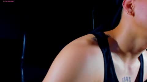 rocco_santos online show from April 2026 06:16:01 PM