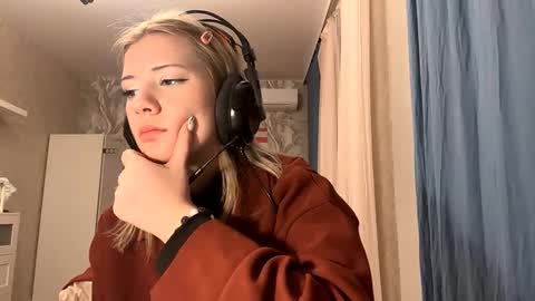 Anny online show from March 2026 04:48:01 PM