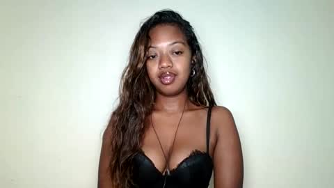 Snapshot of rochellinah chatting on June 2026 12:42:02 PM rochellinah online show from June 2026 12:42:02 PM