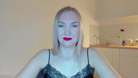 rock__baby online show from November 2025 10:23:02 PM