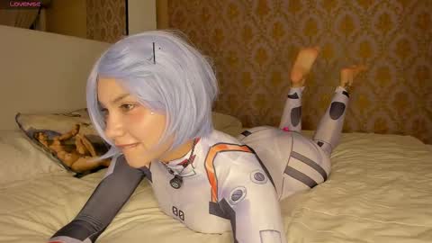 Samantha Estephania  online show from December 2025 03:12:01 AM