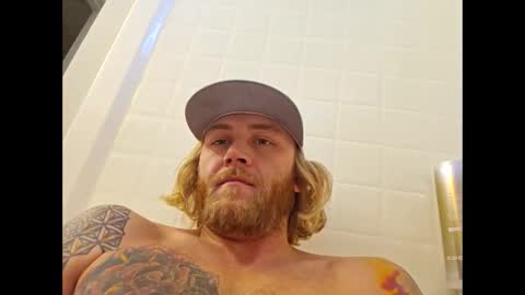 Snapshot of rockhardsurfers chatting on December 2024 02:34:02 PM rockhardsurfers online show from December 2024 02:34:02 PM