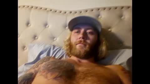 Snapshot of rockhardsurfers chatting on January 2025 03:12:02 AM rockhardsurfers online show from January 2025 03:12:02 AM