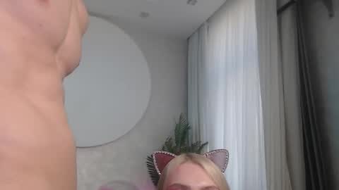 Lina and Den online show from September 2025 09:36:02 AM