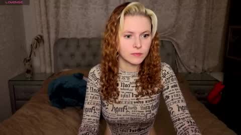 Rockel online show from December 2025 09:42:02 PM