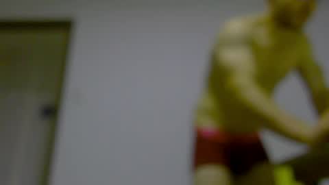 rocky muscle online show from April 2026 10:37:01 PM