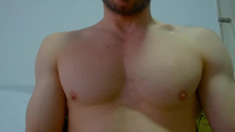 Snapshot of rocky_muscle chatting on May 2026 04:57:02 PM rocky muscle online show from May 2026 04:57:02 PM