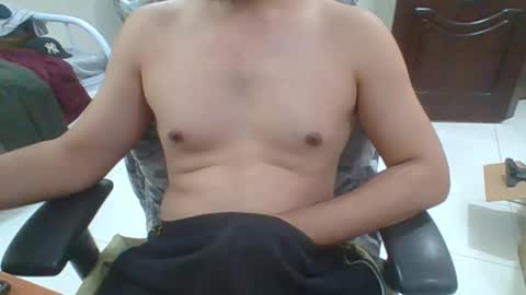 Snapshot of rockysam090 chatting on November 2025 05:58:02 PM rockysam090 online show from November 2025 05:58:02 PM