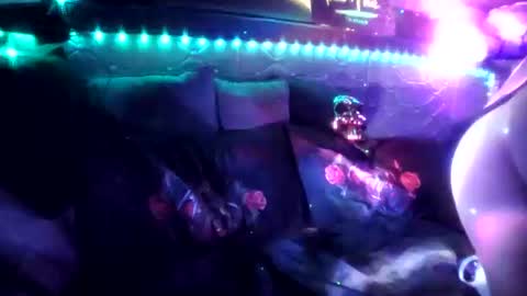 rod77knee online show from March 2026 11:15:01 AM