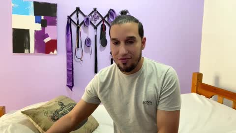 Snapshot of rodthiago chatting on February 2025 08:41:01 PM Thiago independent model online show from February 2025 08:41:01 PM