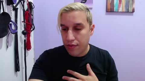 Snapshot of rodthiago chatting on July 2026 01:02:01 PM Thiago independent model online show from July 2026 01:02:01 PM