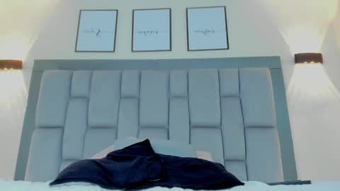 Snapshot of roger_wesley__ chatting on December 2024 06:14:01 AM Roger Wesley online show from December 2024 06:14:01 AM