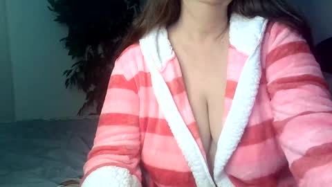 Snapshot of roisierios chatting on November 2025 01:14:02 AM Rosie Rios online show from November 2025 01:14:02 AM