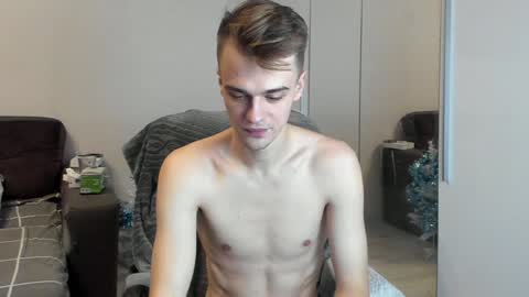 taylor fox online show from December 2024 02:30:01 PM