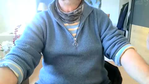 rolandloser1000 online show from February 2025 09:28:01 AM