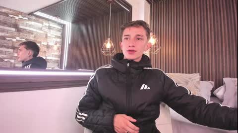Snapshot of rolito18_ chatting on January 2025 03:59:01 AM twink juli online show from January 2025 03:59:01 AM