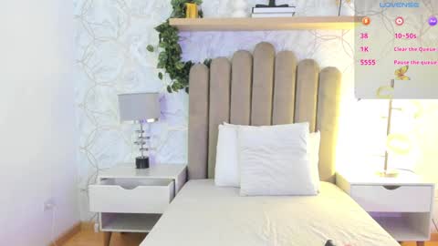   online show from December 2024 11:55:01 AM