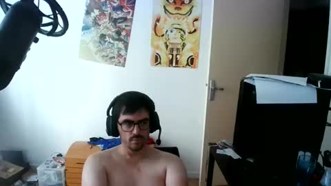 Snapshot of romainb72 chatting on June 2026 06:40:02 AM romainb72 online show from June 2026 06:40:02 AM