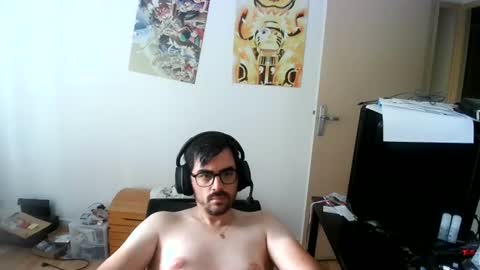 Snapshot of romainb72 chatting on July 2026 09:56:02 AM romainb72 online show from July 2026 09:56:02 AM