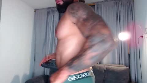 Roman online show from December 2025 11:01:02 PM