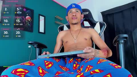 Roman Cartier online show from March 2025 03:40:01 AM