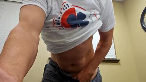 Snapshot of romanteeks chatting on January 2025 12:43:02 AM romanteeks online show from January 2025 12:43:02 AM