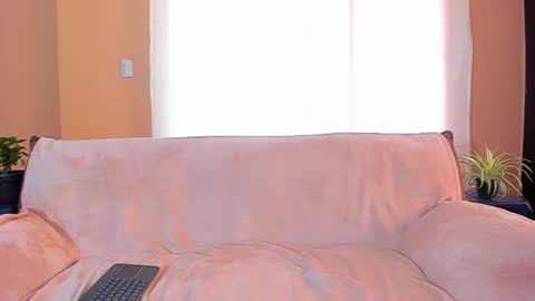 Is A Belle online show from January 2025 12:11:02 PM