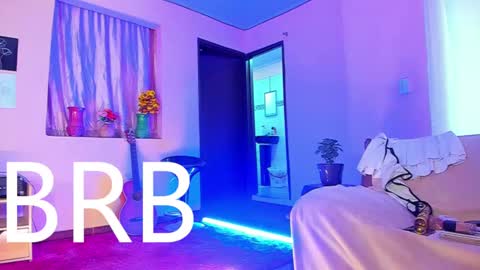 Is A Belle online show from February 2025 12:33:01 PM